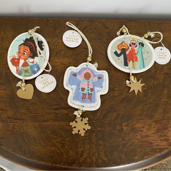 Wondershop Other - 3 piece Holiday Illustration ceramic ornaments